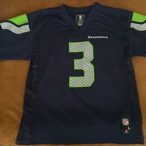 NFL Youth Seahawks Wilson jersey size large 14/16